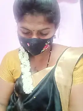 Snapshot of Tamil_Hot_Anu chatting on May 15, 2026, 11:03 pm Tamil Hot Anu online show from May 15, 2026, 11:03 pm