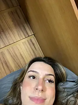 BarbieHotBrazil online show from April 18, 2026, 12:24 am