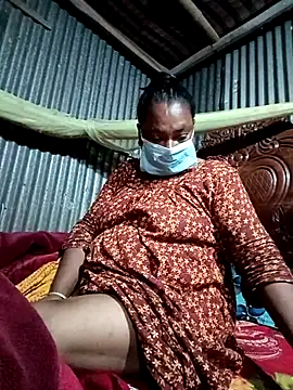 Snapshot of Hot-headed chatting on February 16, 2026, 4:27 pm Hot-headed online show from February 16, 2026, 4:27 pm