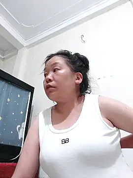 donaaa2 online show from April 2, 2026, 2:35 pm