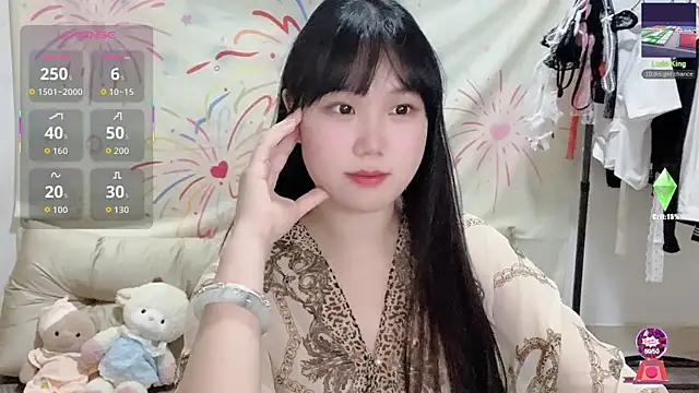 Snapshot of xiaoguai99 chatting on June 13, 2026, 11:41 am xiaoguai99 online show from June 13, 2026, 11:41 am