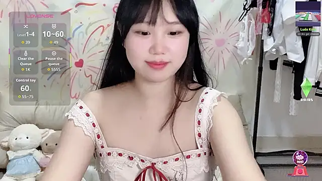 Snapshot of xiaoguai99 chatting on June 15, 2026, 12:27 pm xiaoguai99 online show from June 15, 2026, 12:27 pm