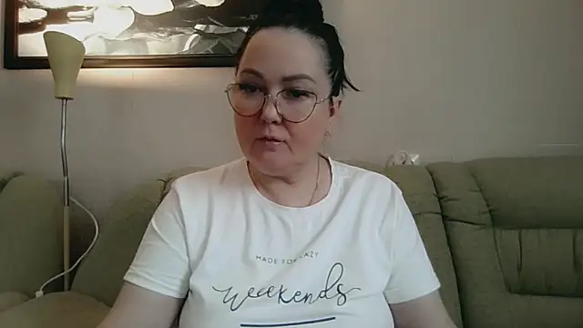 infinity loveliness online show from April 20, 2026, 6:27 am