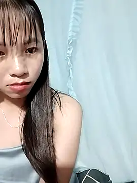 Snapshot of Wily-06 chatting on April 18, 2026, 5:43 am Wily-06 online show from April 18, 2026, 5:43 am