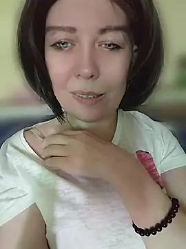 Snapshot of SweetTastes chatting on August 1, 2026, 8:01 am SweetTastes online show from August 1, 2026, 8:01 am