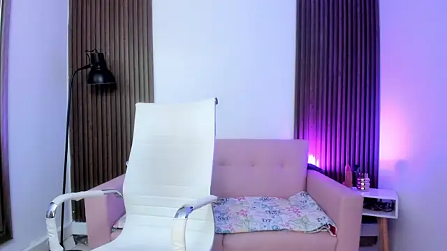 Snapshot of MAGIC_ISIS_ chatting on January 10, 2026, 4:41 am MAGIC ISIS online show from January 10, 2026, 4:41 am