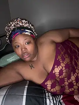 Chocolatebunnyxx96 online show from April 1, 2026, 2:24 am