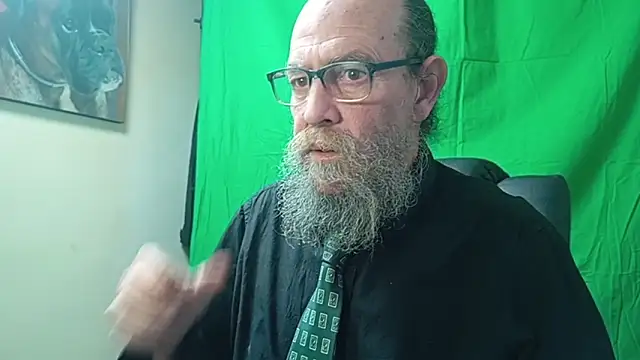 Snapshot of Uncle_Hottie chatting on March 21, 2026, 5:50 pm Uncle Hottie online show from March 21, 2026, 5:50 pm