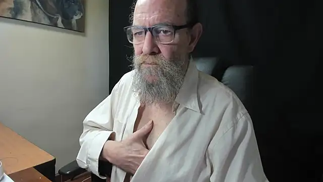 Snapshot of Uncle_Hottie chatting on February 7, 2026, 4:04 pm Uncle Hottie online show from February 7, 2026, 4:04 pm