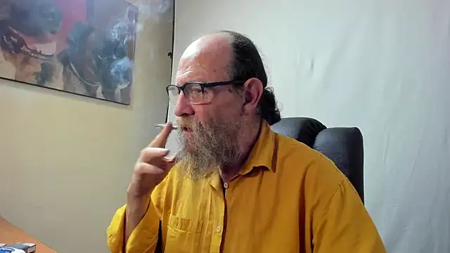 Snapshot of Uncle_Hottie chatting on February 13, 2026, 9:37 pm Uncle Hottie online show from February 13, 2026, 9:37 pm