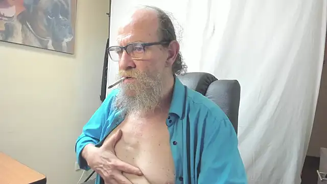 Snapshot of Uncle_Hottie chatting on February 15, 2026, 7:51 am Uncle Hottie online show from February 15, 2026, 7:51 am