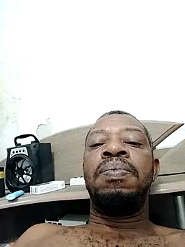 Negaomalinha1 online show from January 17, 2026, 6:33 pm