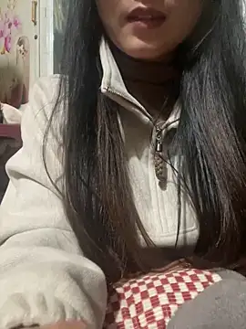 Snapshot of mode-bae chatting on February 9, 2026, 3:10 pm mode-bae online show from February 9, 2026, 3:10 pm