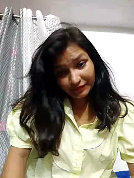 Priyaa 1433 online show from June 18, 2026, 2:33 pm