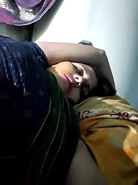 Snapshot of Bhavna8080 chatting on June 17, 2026, 10:52 pm Bhavna8080 online show from June 17, 2026, 10:52 pm