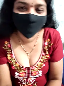 Snapshot of lusy79 chatting on February 22, 2026, 7:44 am lusy79 online show from February 22, 2026, 7:44 am