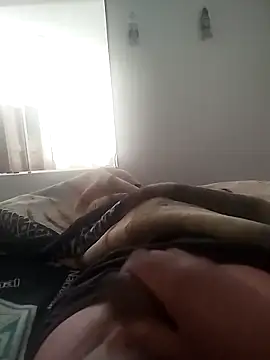 Jesucristo7654 online show from April 14, 2026, 8:47 pm