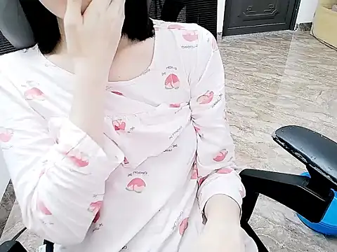 Shulee- online show from April 9, 2026, 7:47 am