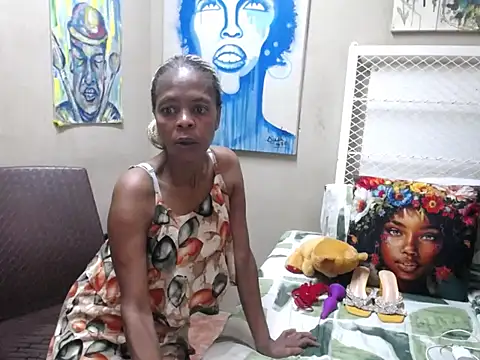 Snapshot of Longniplzerx40 chatting on January 18, 2026, 10:18 am Longniplzerx40 online show from January 18, 2026, 10:18 am