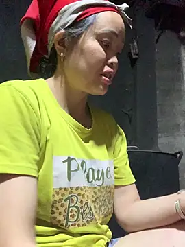 Snapshot of hinicky-0 chatting on February 11, 2026, 2:17 pm hinicky-0 online show from February 11, 2026, 2:17 pm