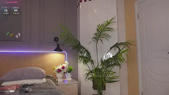 Snapshot of Lil__Fleur chatting on March 2, 2026, 9:11 pm Lil Fleur online show from March 2, 2026, 9:11 pm