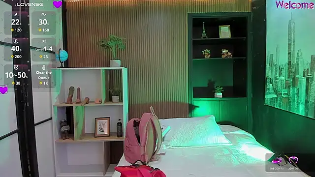 ThaliaBrookss  online show from March 17, 2026, 5:10 am