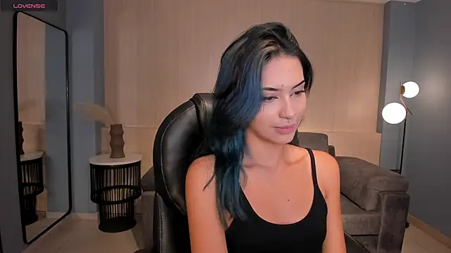 Snapshot of KayraLanne chatting on February 18, 2026, 3:48 am KayraLanne online show from February 18, 2026, 3:48 am