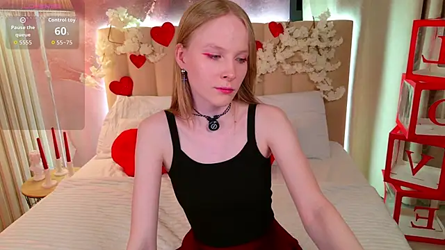 Snapshot of Shadow_Gray chatting on February 15, 2026, 6:18 pm Shadow Gray online show from February 15, 2026, 6:18 pm