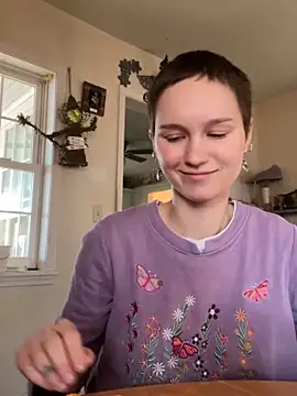 Snapshot of SugarNCinnamon chatting on February 27, 2026, 11:26 pm SugarNCinnamon online show from February 27, 2026, 11:26 pm