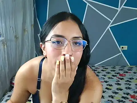 lilu moon2 online show from February 21, 2026, 7:38 pm