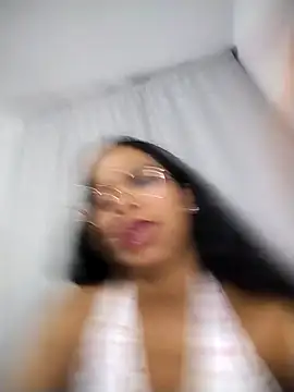 KATALINA SANTANA  online show from March 26, 2026, 12:42 am