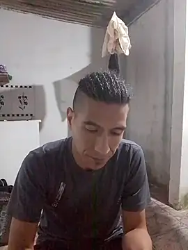Snapshot of Rodrigohernan19 chatting on July 13, 2026, 4:12 am Rodrigohernan19 online show from July 13, 2026, 4:12 am