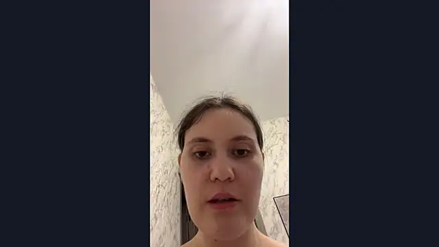 LanaLive online show from April 3, 2026, 3:18 pm