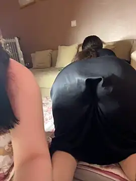 Elkinga nana online show from April 14, 2026, 12:48 am