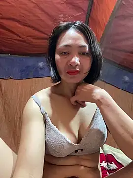 Snapshot of Some-03 chatting on March 2, 2026, 4:35 am Some-03 online show from March 2, 2026, 4:35 am