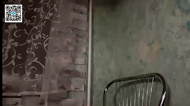 Snapshot of Lapussia_ chatting on February 24, 2026, 7:59 pm Lapussia online show from February 24, 2026, 7:59 pm