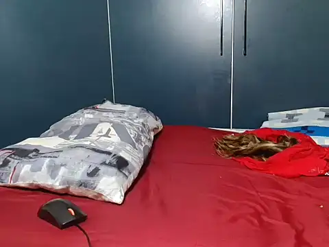 Snapshot of Creamy_bitchxxx chatting on January 14, 2026, 8:12 pm Creamy bitchxxx online show from January 14, 2026, 8:12 pm