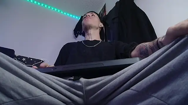 Anhony Muscle online show from January 10, 2026, 3:07 pm