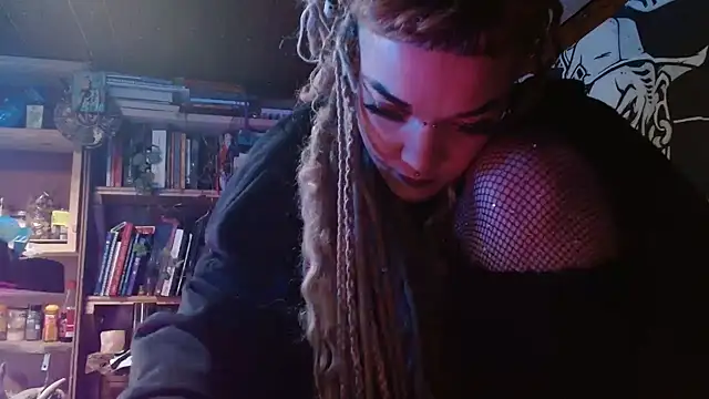 spiralhokkaido23 online show from April 10, 2026, 7:48 am