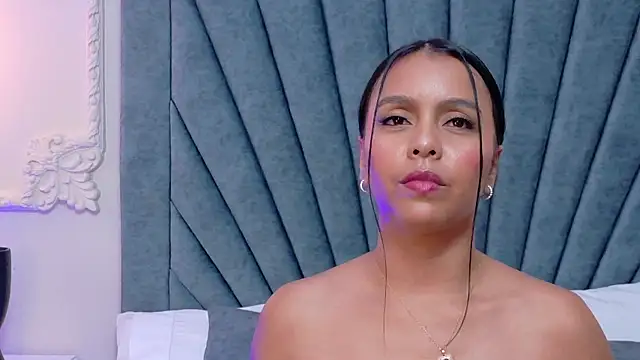 Snapshot of Celeste-Brown- chatting on January 9, 2026, 7:54 pm Celeste-Brown- online show from January 9, 2026, 7:54 pm