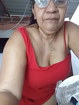 Snapshot of Sammylatinaxxx chatting on June 4, 2026, 8:02 pm Sammylatinaxxx online show from June 4, 2026, 8:02 pm