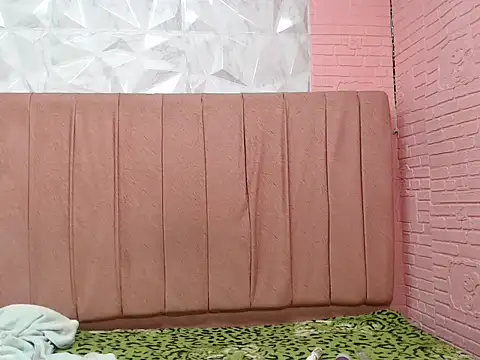 Snapshot of maldyhot303av chatting on January 19, 2026, 1:53 am maldyhot303av online show from January 19, 2026, 1:53 am