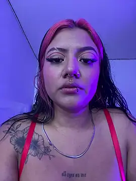 queen of you heart online show from August 3, 2026, 5:52 pm