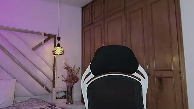 Snapshot of mia_gatesvg chatting on February 26, 2026, 3:50 am mia gatesvg online show from February 26, 2026, 3:50 am