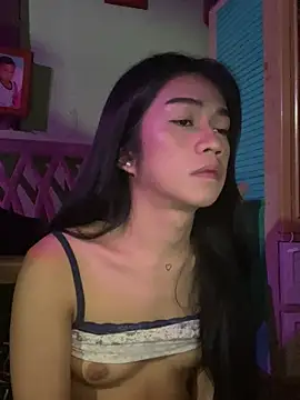 EnviousMaddie online show from April 16, 2026, 12:28 pm