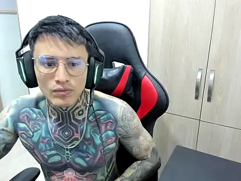 Chrissblack online show from February 12, 2026, 3:50 am