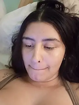 Tiffany06 online show from April 18, 2026, 8:16 am