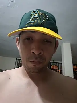 paladito01 online show from April 14, 2026, 5:45 am