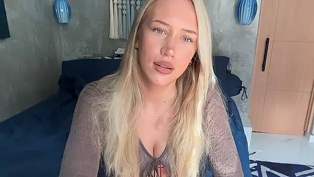 Snapshot of livsslife chatting on March 12, 2026, 1:33 am livsslife online show from March 12, 2026, 1:33 am