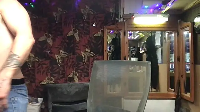 ARCHERTASTE online show from April 16, 2026, 8:53 pm